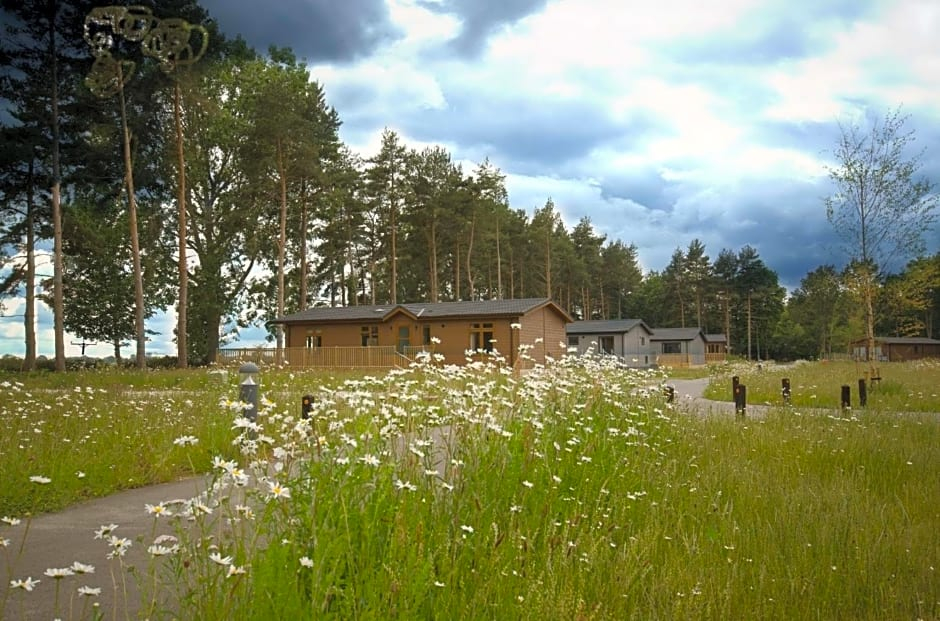 Hollicarrs – Long Lane Lodge
