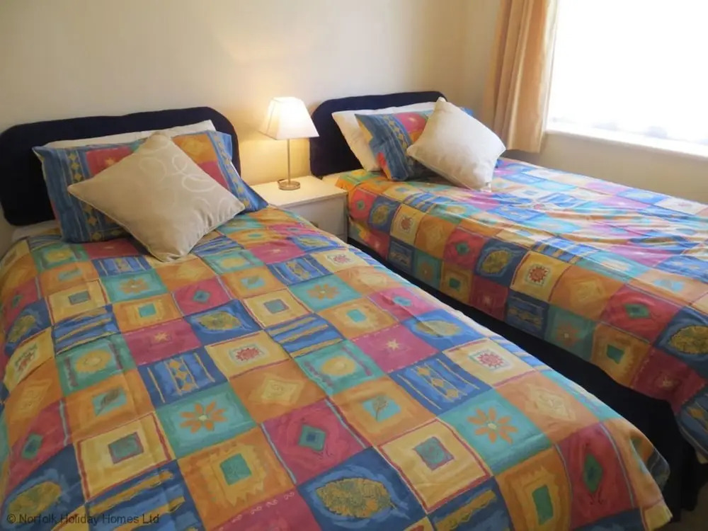 Midway Apartment, Close to Beach