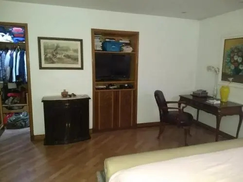 Veras House