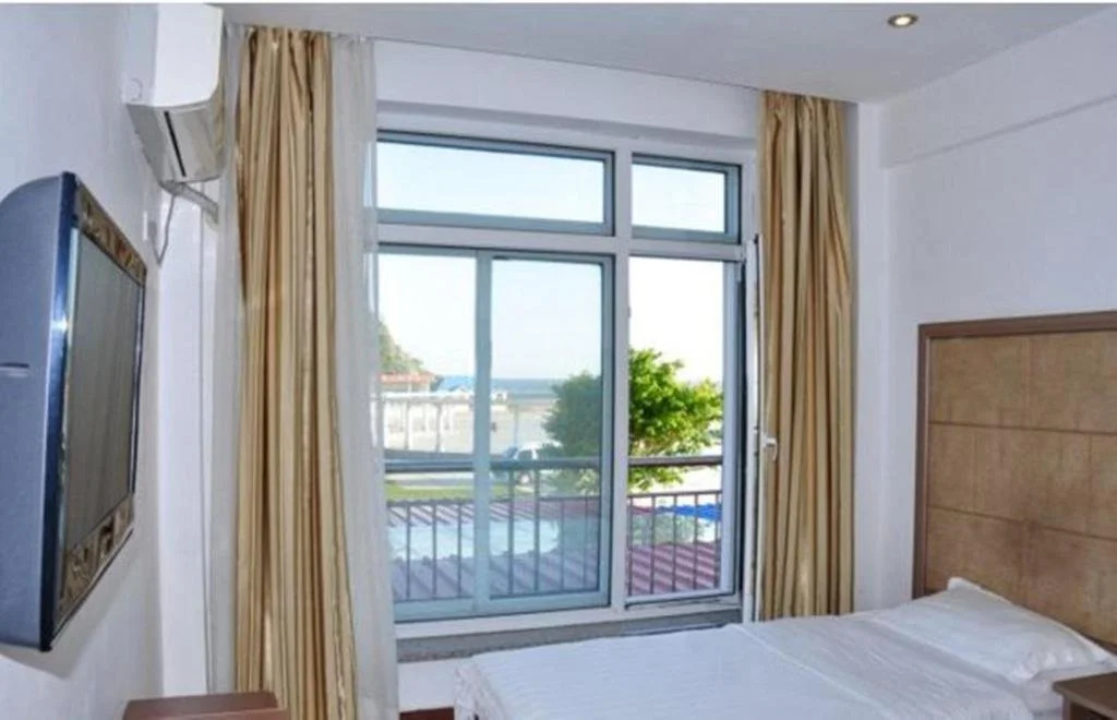 Zhonghua Holiday Inn