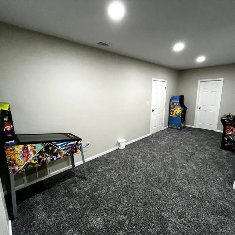 Pet Friendly Fire Pit Movie Theater Pool Sauna