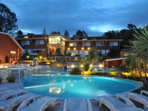 Lake Buenavista Apart Hotel & Suites