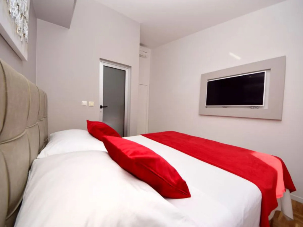 Apartment Mornar Trogir/Arbanija 12693