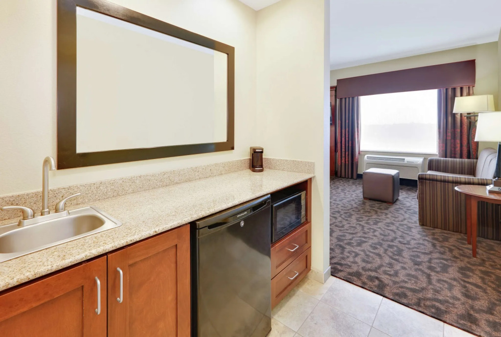 Hampton Inn & Suites Fort Worth/Forest Hill