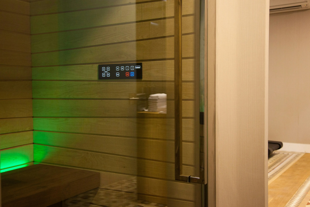 Alexandra Barcelona Hotel, Curio Collection by Hilton
