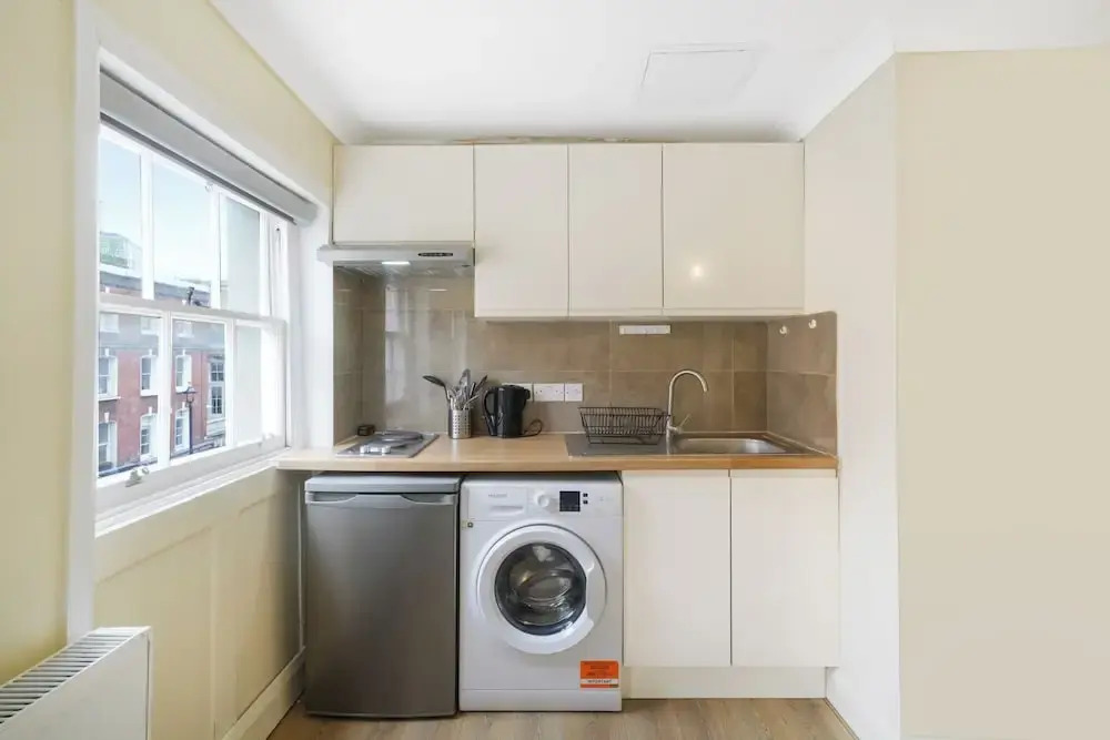 Central London Chic Apartment - York Street Gem