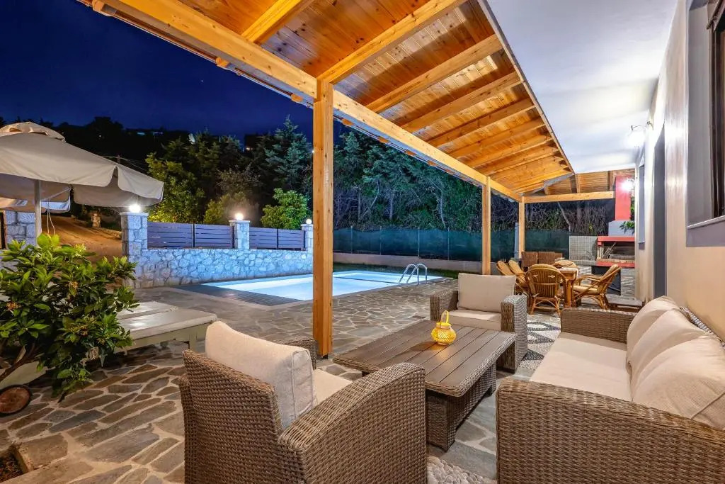 Villa Rafaella2