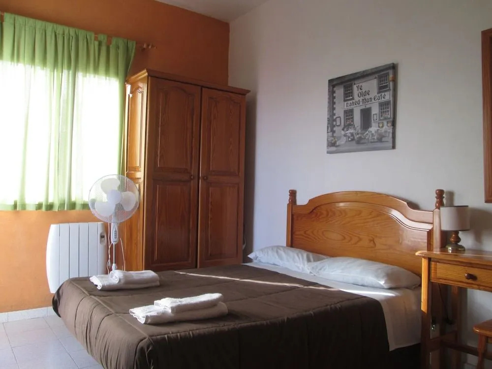 La Palma Hostel by Pension Central