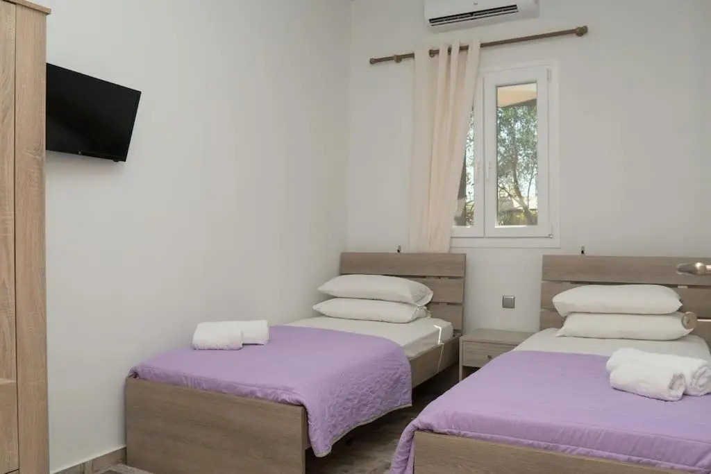 PIERINA HOUSE (by the Tsilivi beach)