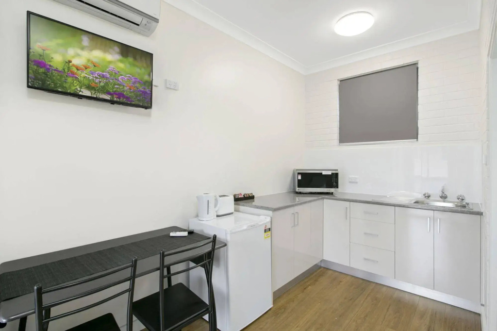 Australian Community Villages