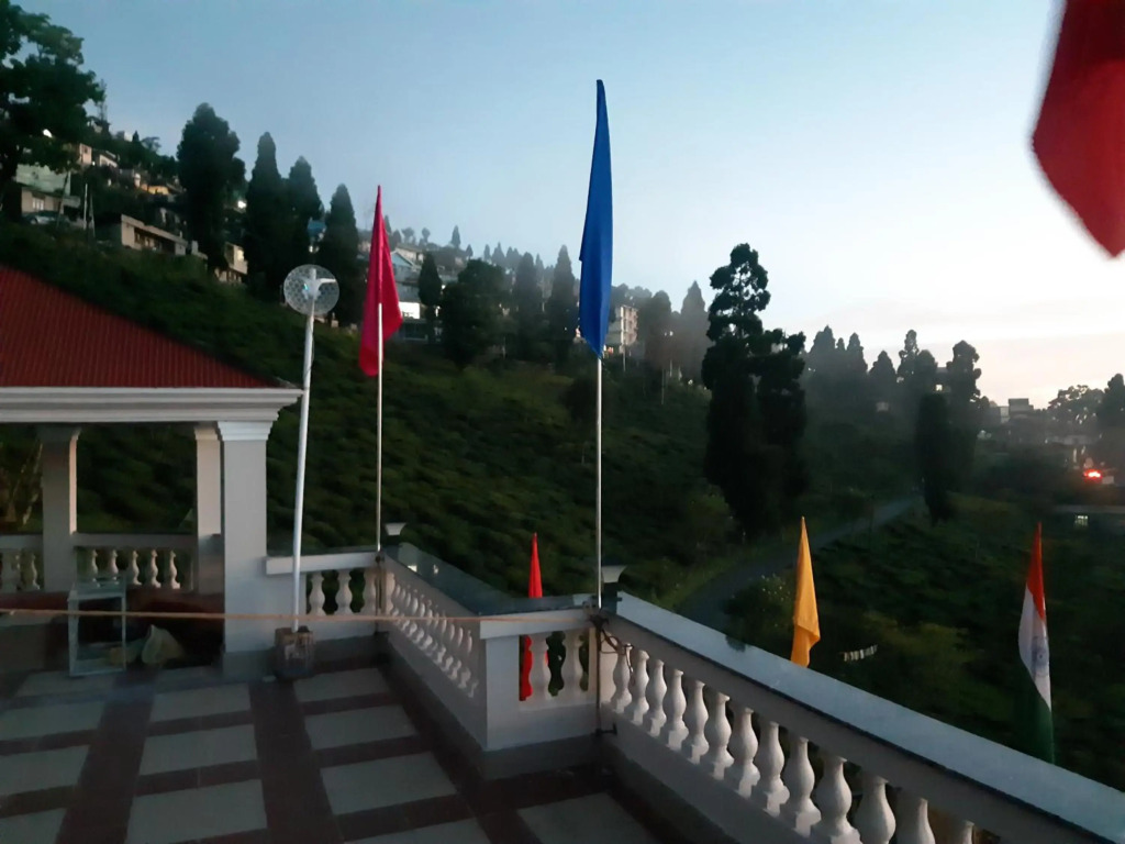 Traditional Hotel & Restaurant !! Kurseong !! Best Hotel in Kurseong