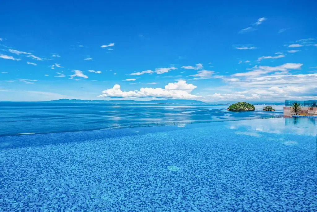 Blue Horizon 603