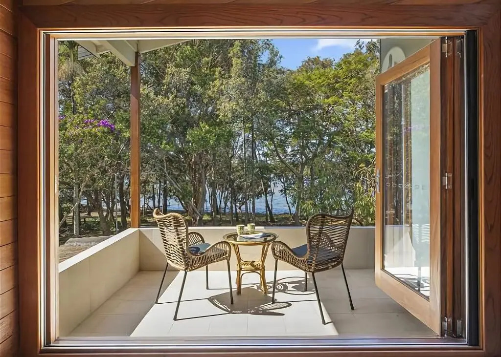 Pelican Point