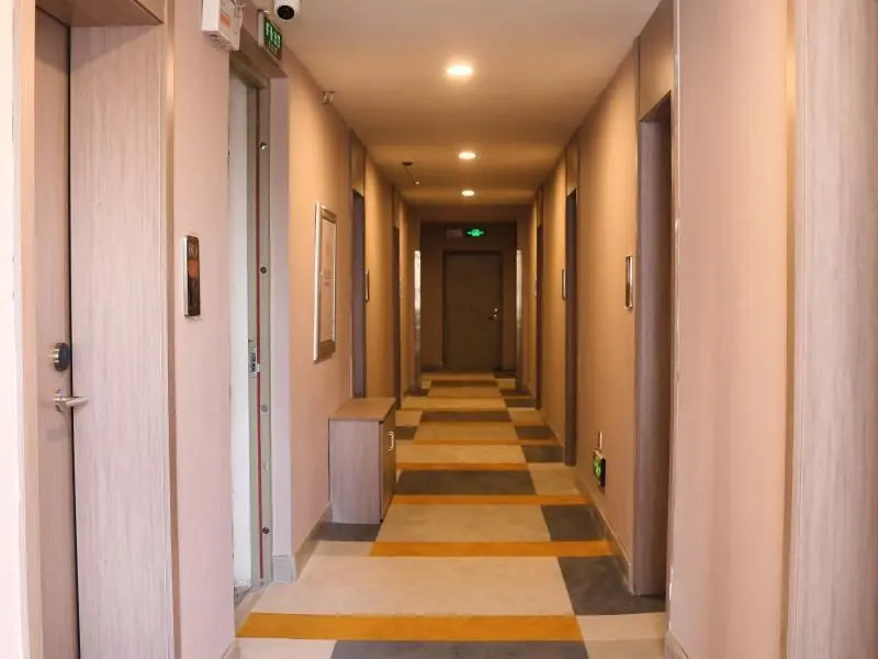 Shell Hotel Liaoning Shenyang Dadong District Middle Street North Railway Station