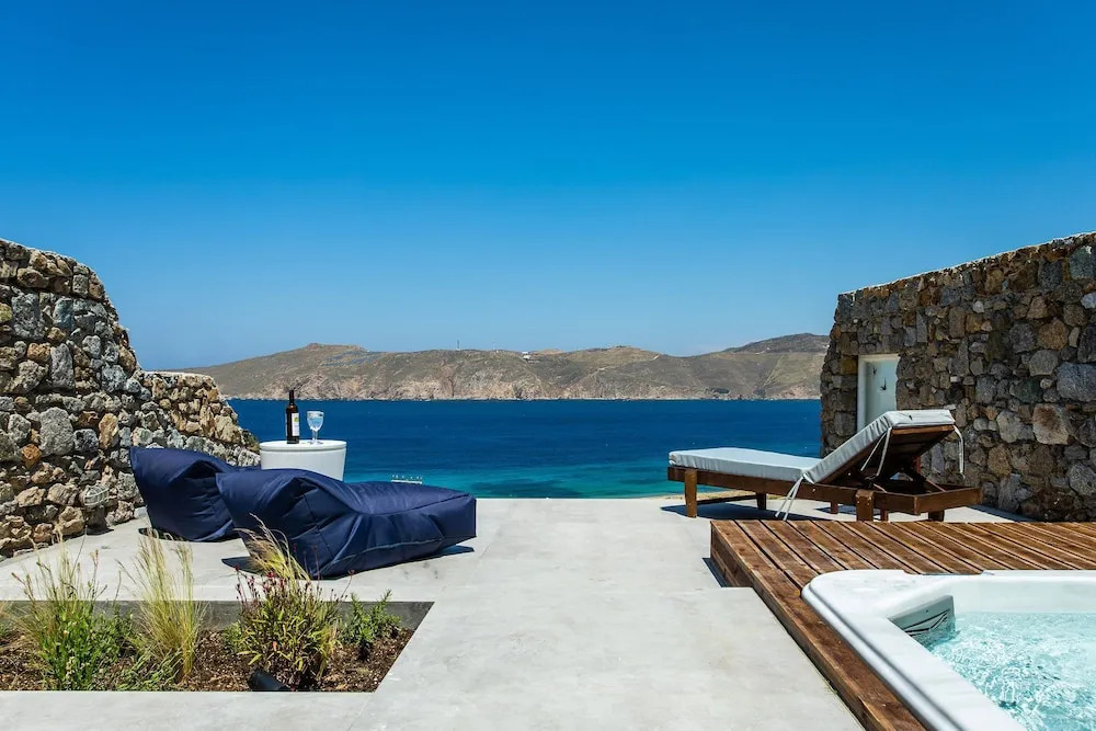 Villa Akoya II by The Pearls Collection