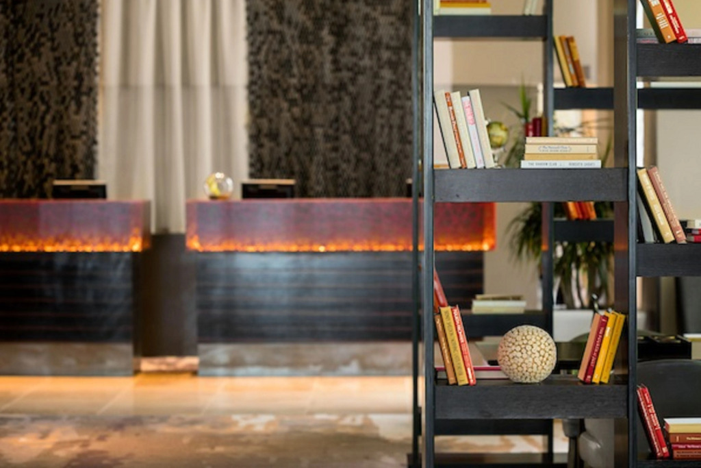 Renaissance Seattle Hotel
