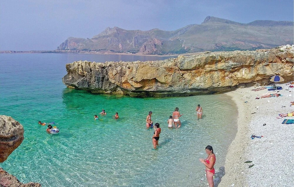 Beautiful Home in Erice With 2 Bedrooms