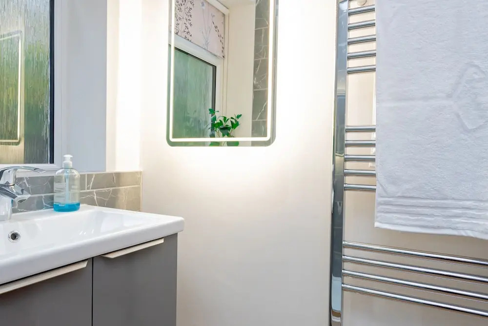 Stunning 2-bed Apartment in Purley - Croydon Gem