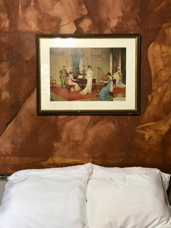 Royal Barracks Guest House