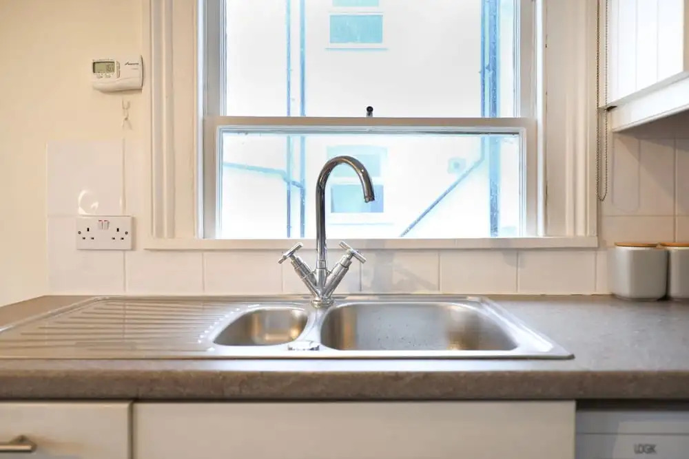 2 Bedroom Flat in Battersea Near Clapham Common