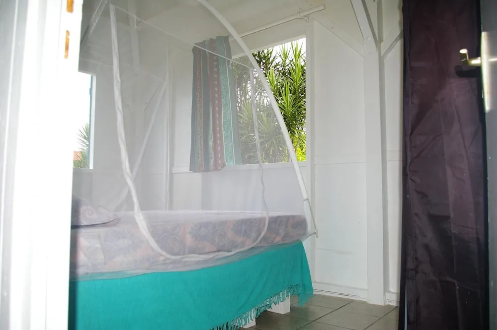 House With one Bedroom in Trois Rivières, With Wonderful sea View, Fur