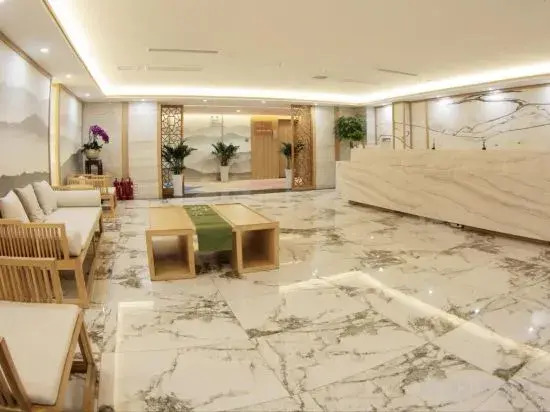 Yunshang Qingju Hotel (Xi'an Bell Tower City Wall Yongningmen Subway Station Branch)