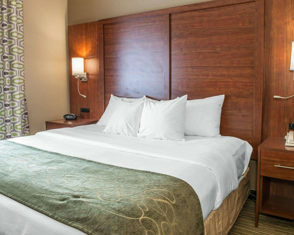 Comfort Suites Elkhart North