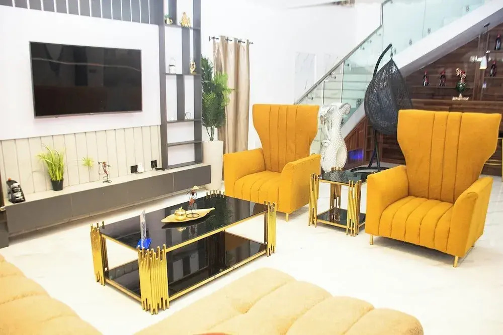 Zeta Haven Apartment