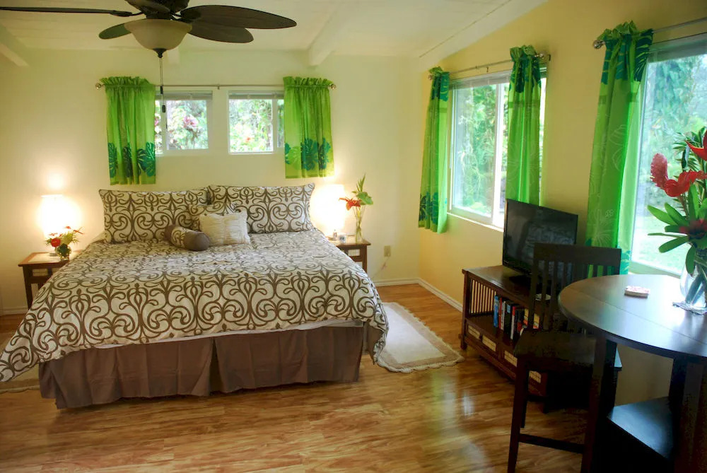 Hale Moana Bed & Breakfast