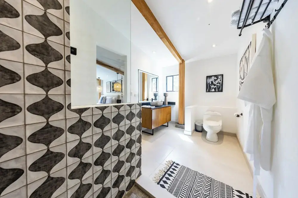 Wanderust Suites