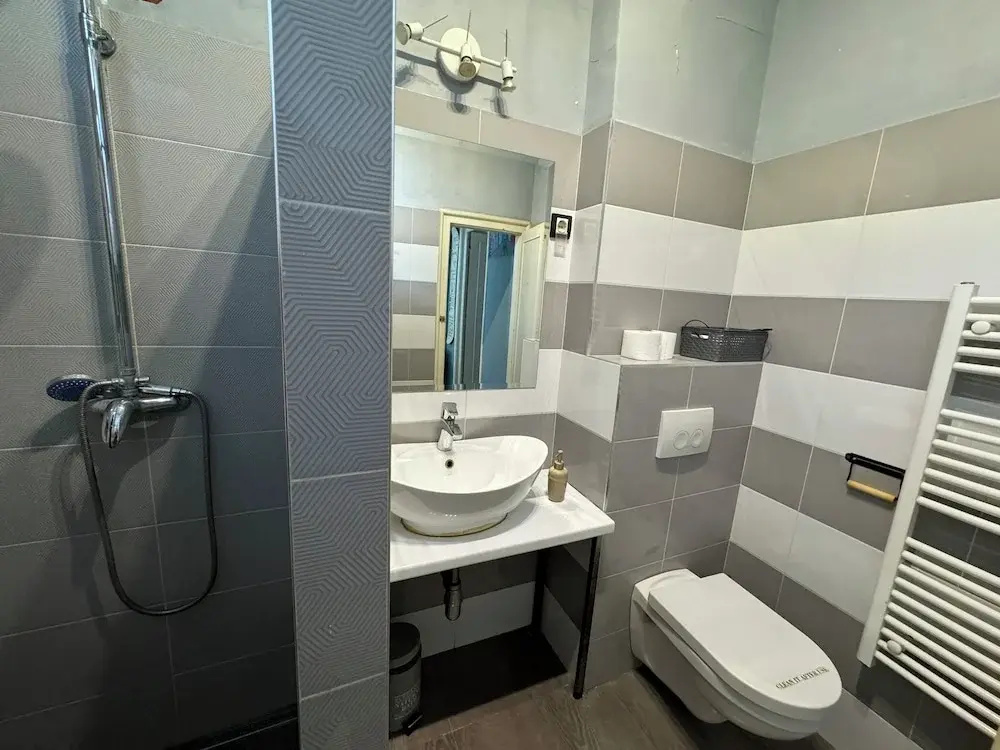 Nomad Hostel
