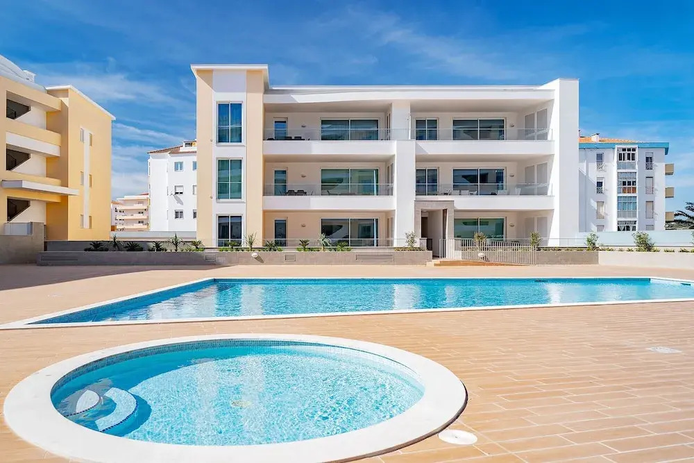 Lagos Marina View 1 With Pool by Homing