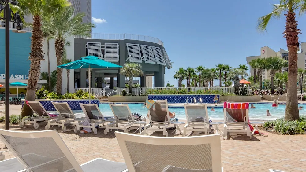 Laketown Wharf 911 - Luxury at the Wharf
