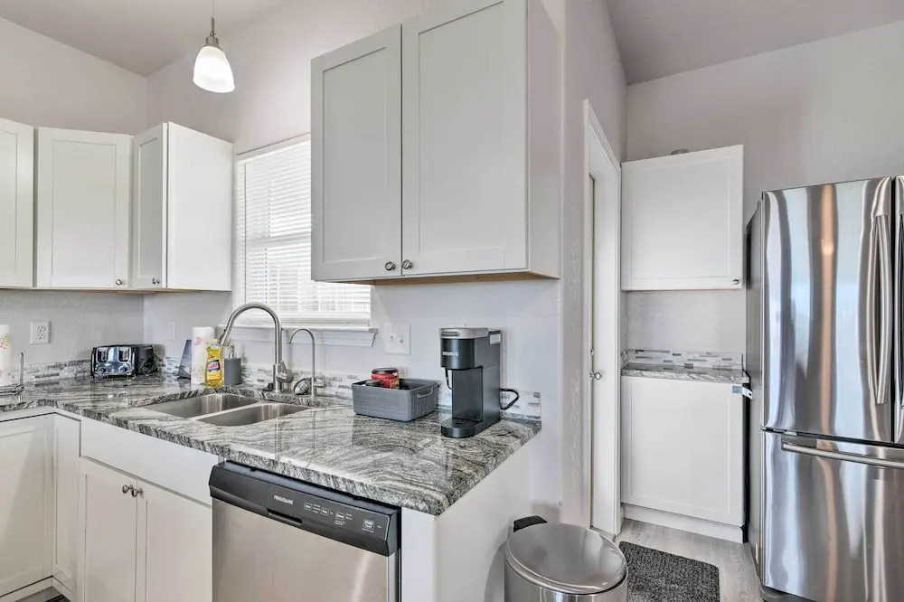 Near Ocean: Surfside Beach Gem w/ Deck & Views!