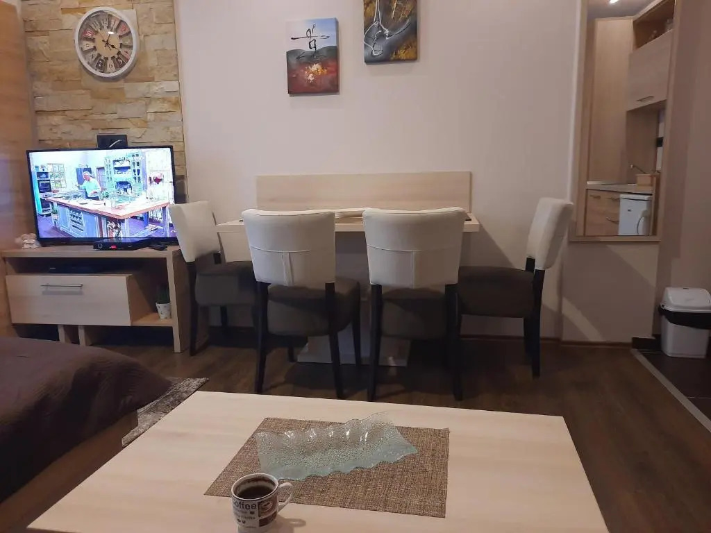 Apartman Marija M13 Milmari