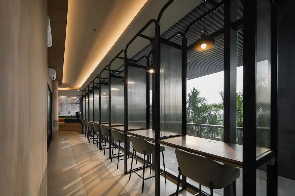 Model J Hotel BSD Carstensz 曼居酒店 BSD卡斯滕茲購物中心店