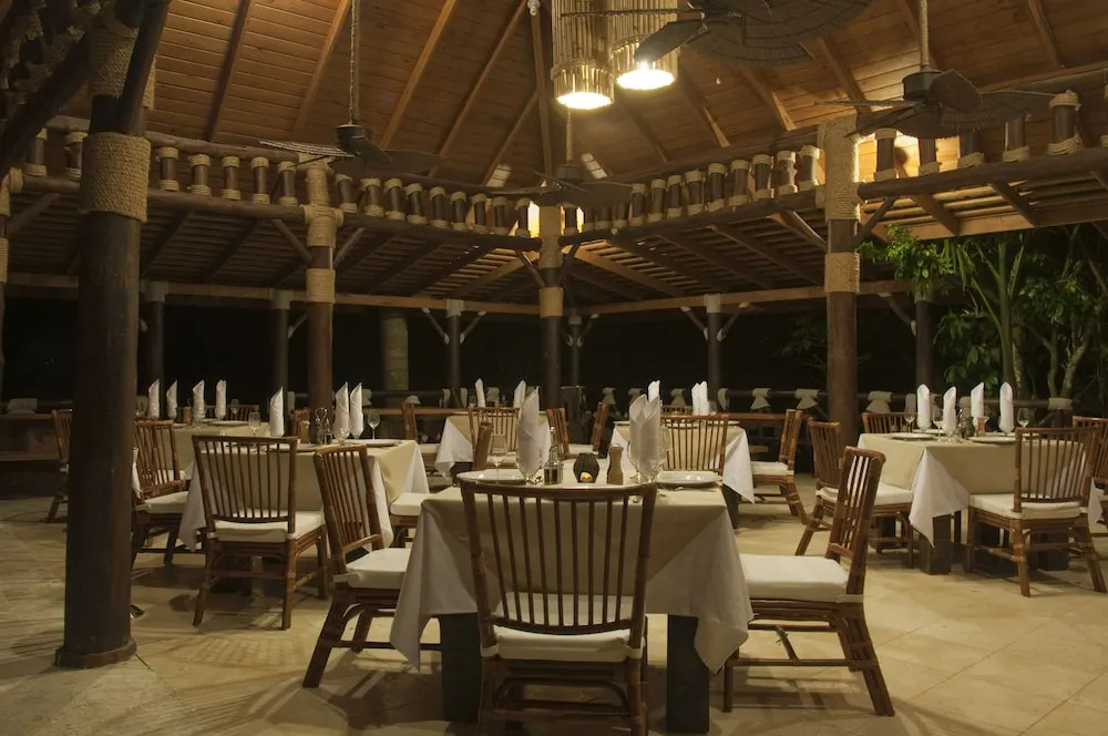 Platon Ecolodge