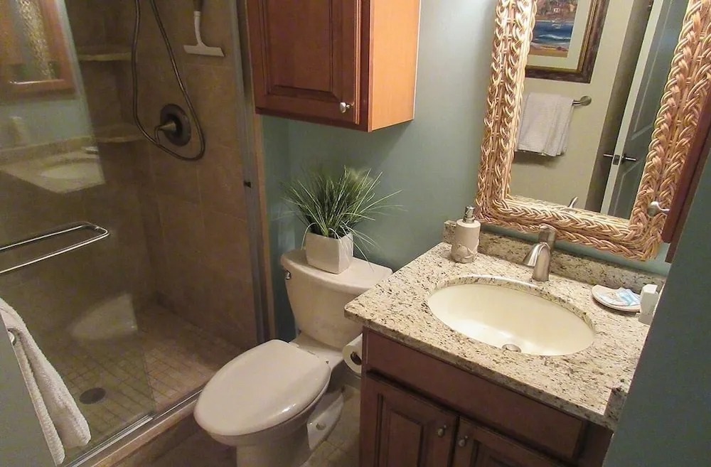 Carlos Pointe 612 2 Bedrooms 2 Bathrooms Condo
