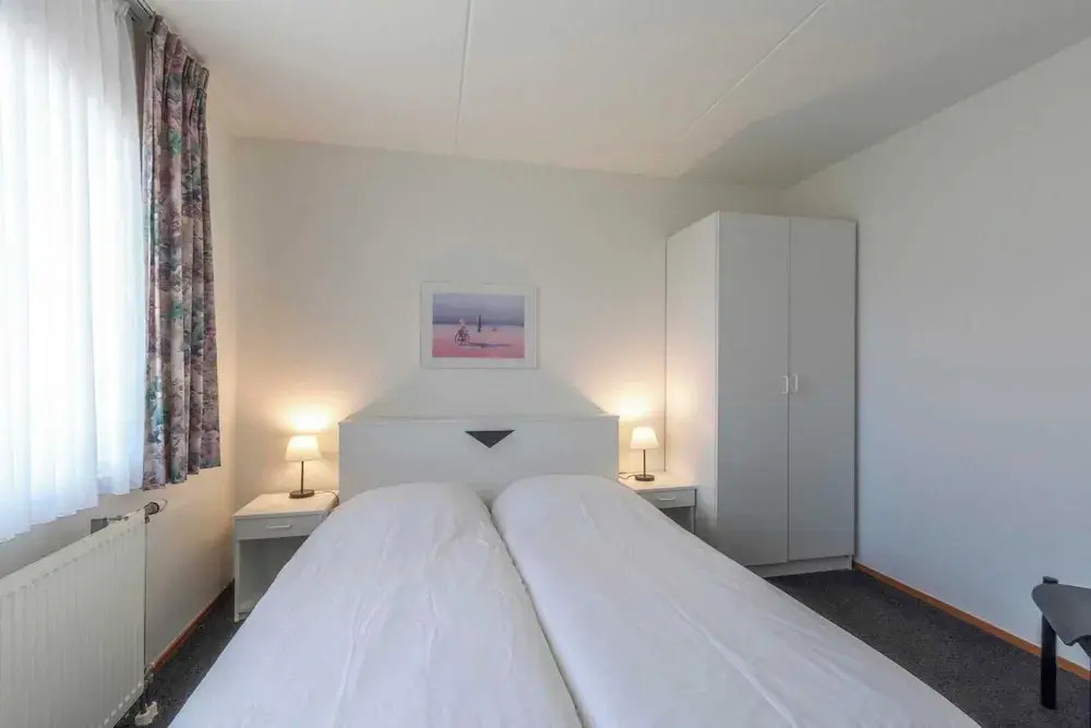 Beach Apartment 5 for 4 Guests in Callanstoog