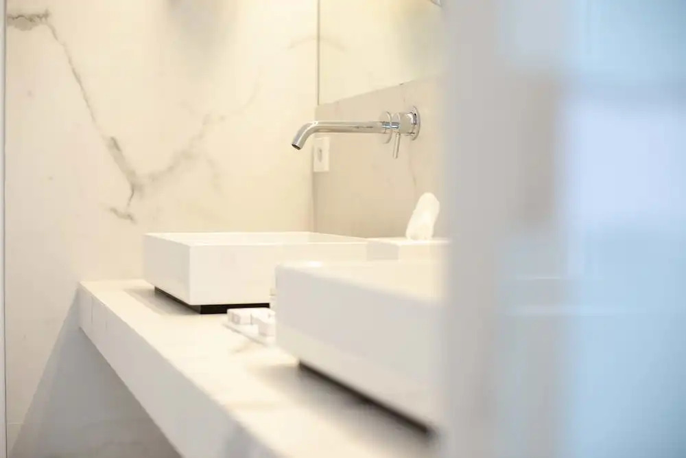 BORD EAU Guest House