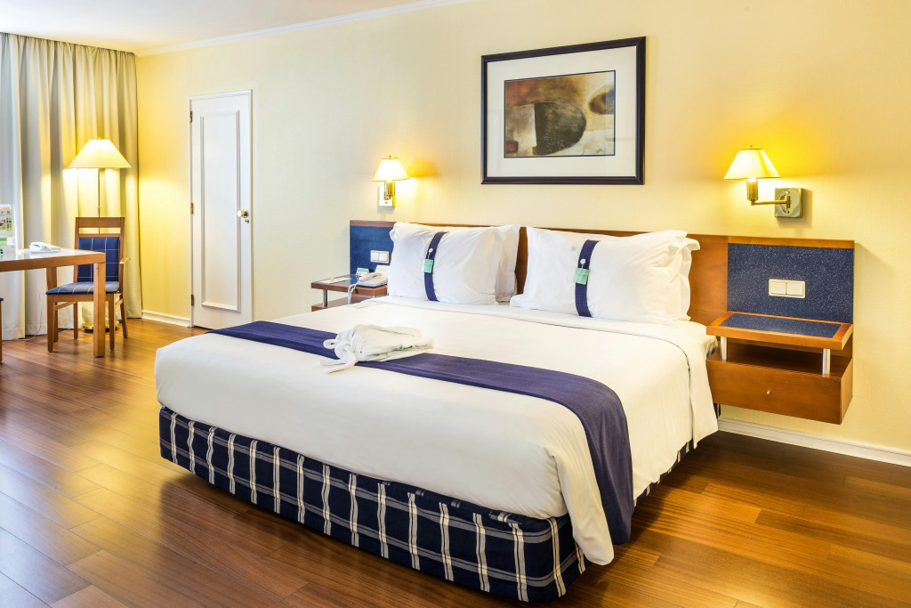 Holiday Inn Lisbon by IHG