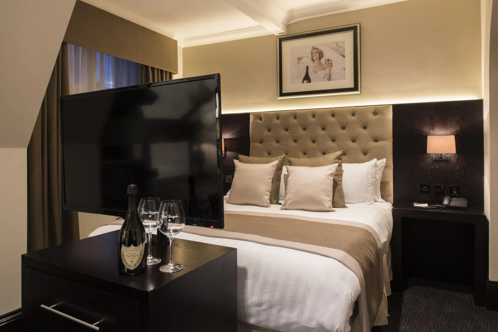 The Vermont ApartHotel