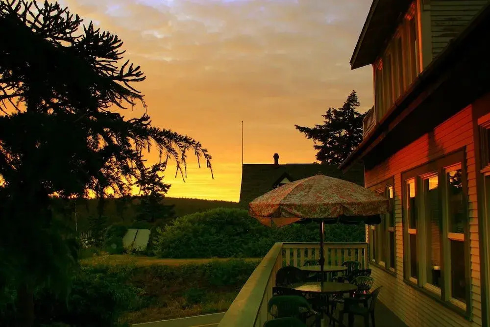 Tucker House Inn