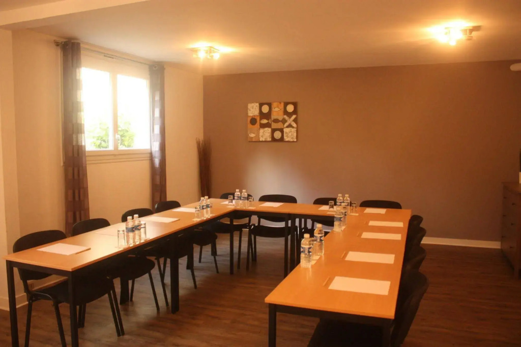 Logis Latitude Ouest Hôtel Restaurant & Spa
