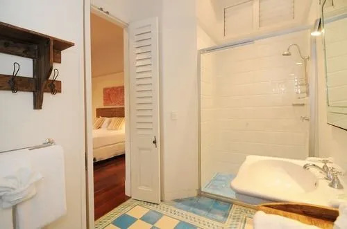 The Lighthouse At 7 Wharf Luxury House