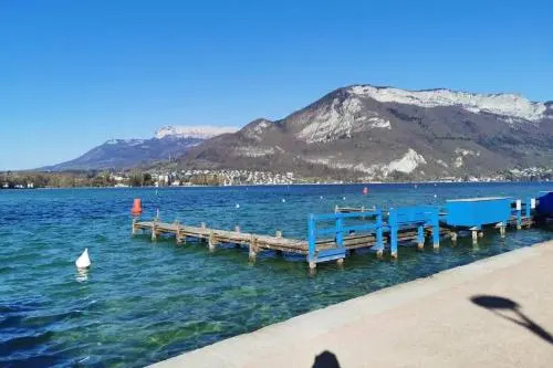 Annecy; À 2 Pas Du Centre; Raclette; Joli Balcon; Cosy