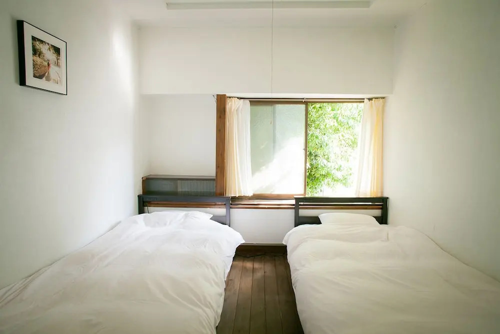 Guesthouse Madoka - Hostel