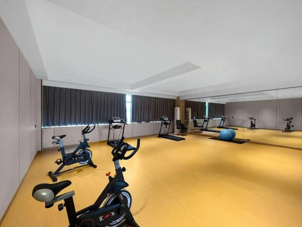 Manzhou International Hotel (Fushun Avenue)
