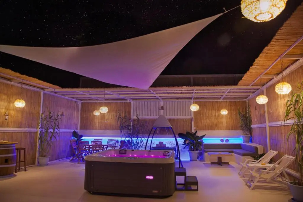 Porfyra Suite 1