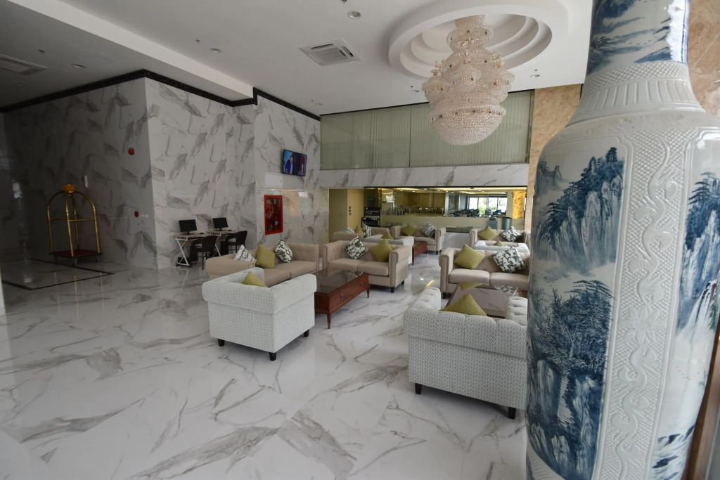 Golden Jomtien Beach Hotel